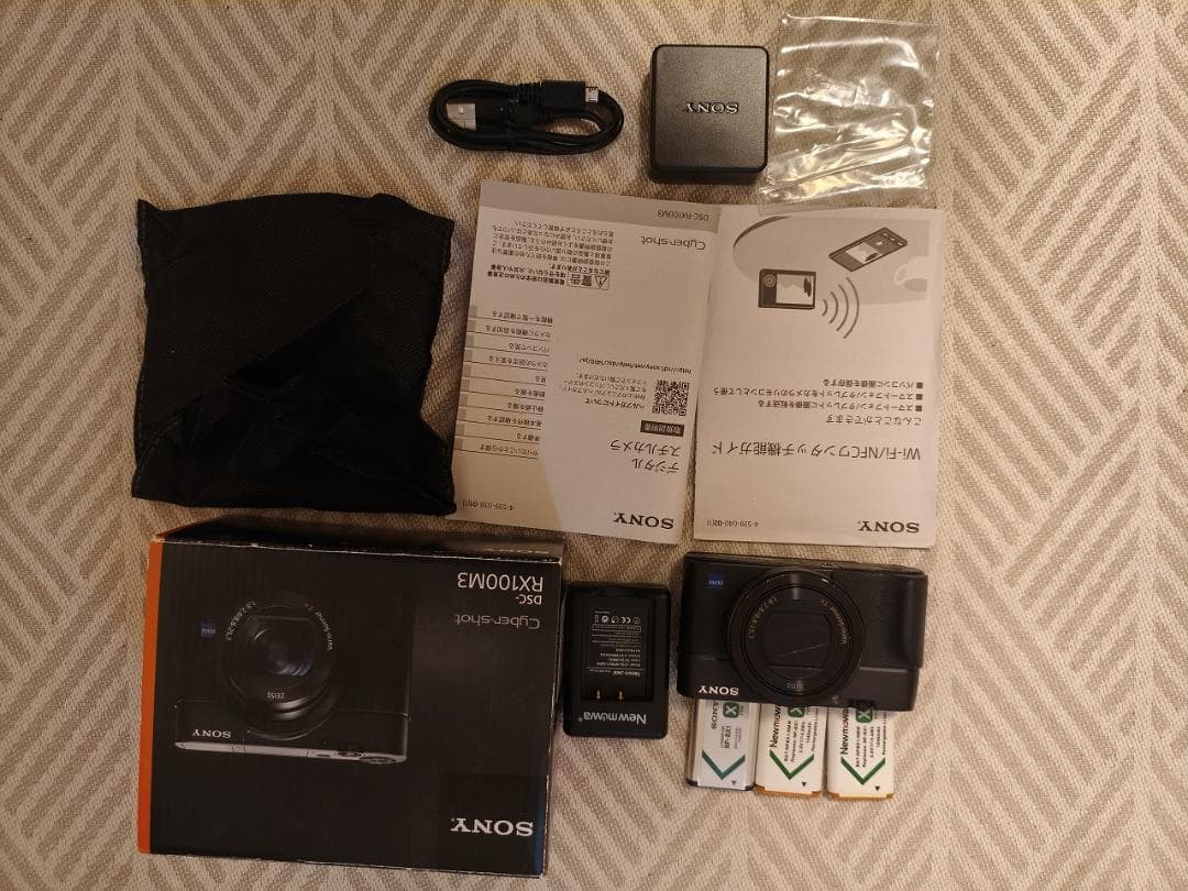 デジタルカメラ SONY Cyber-shot DSC-RX100m3