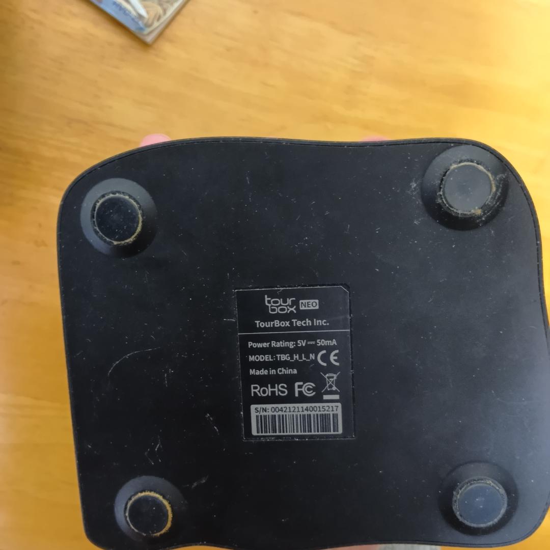 【最終値下げ】Tourbox Neo　箱つき