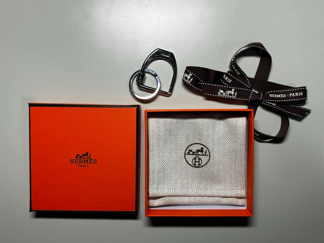 エルメス キーホルダー エトリエ 鐙モチーフ キーリング ステンレス