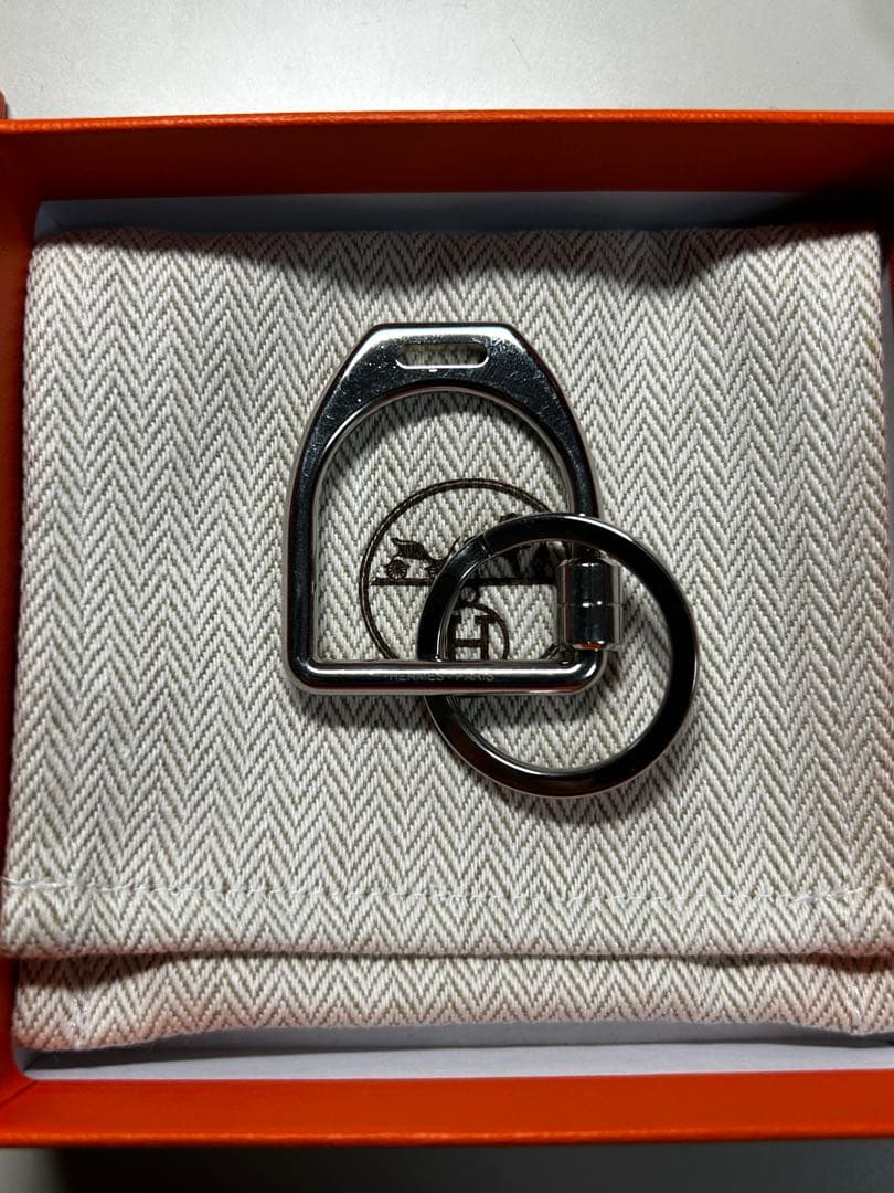 エルメス キーホルダー エトリエ 鐙モチーフ キーリング ステンレス