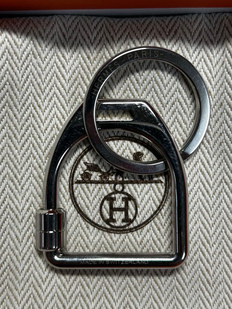 エルメス キーホルダー エトリエ 鐙モチーフ キーリング ステンレス