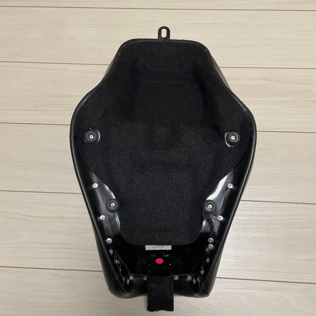 Le-Pera ラペラ　スポーツスター04〜用　アビエーターシートLCK-316