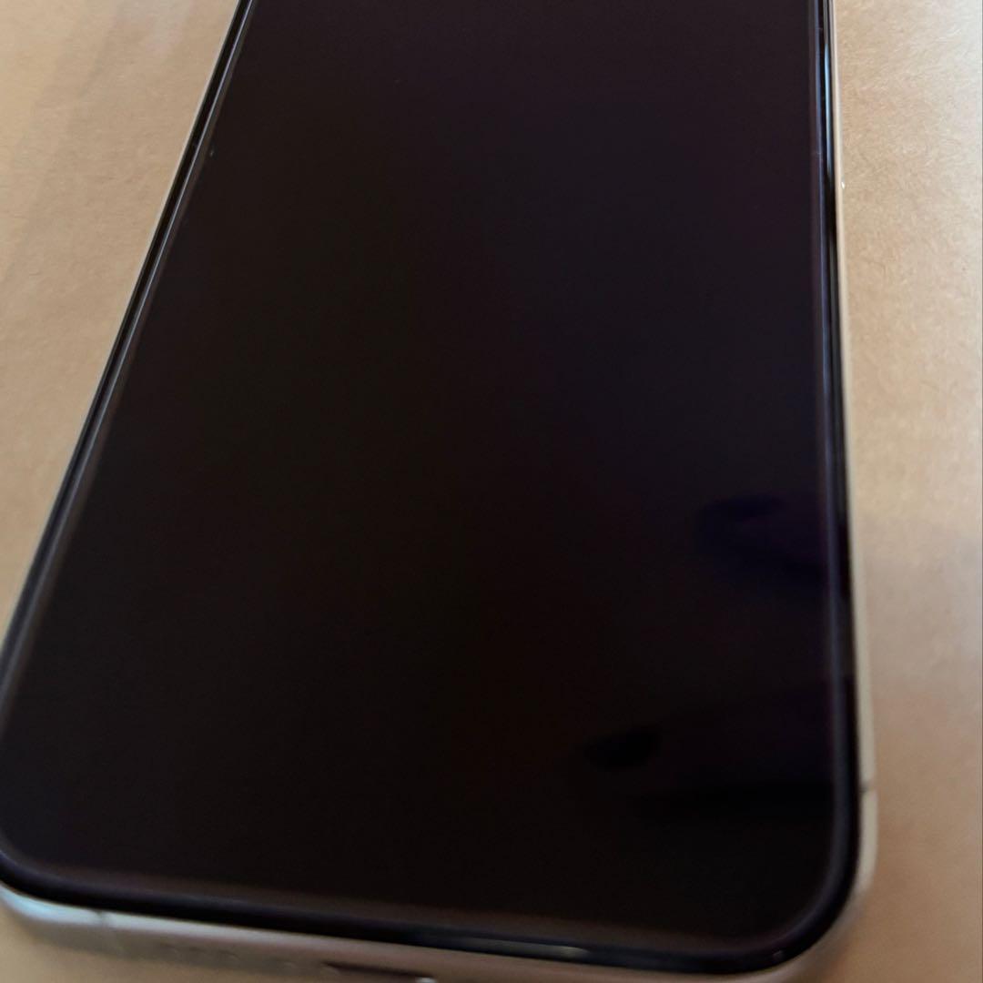 iPhone 15 Pro 256GB ホワイト