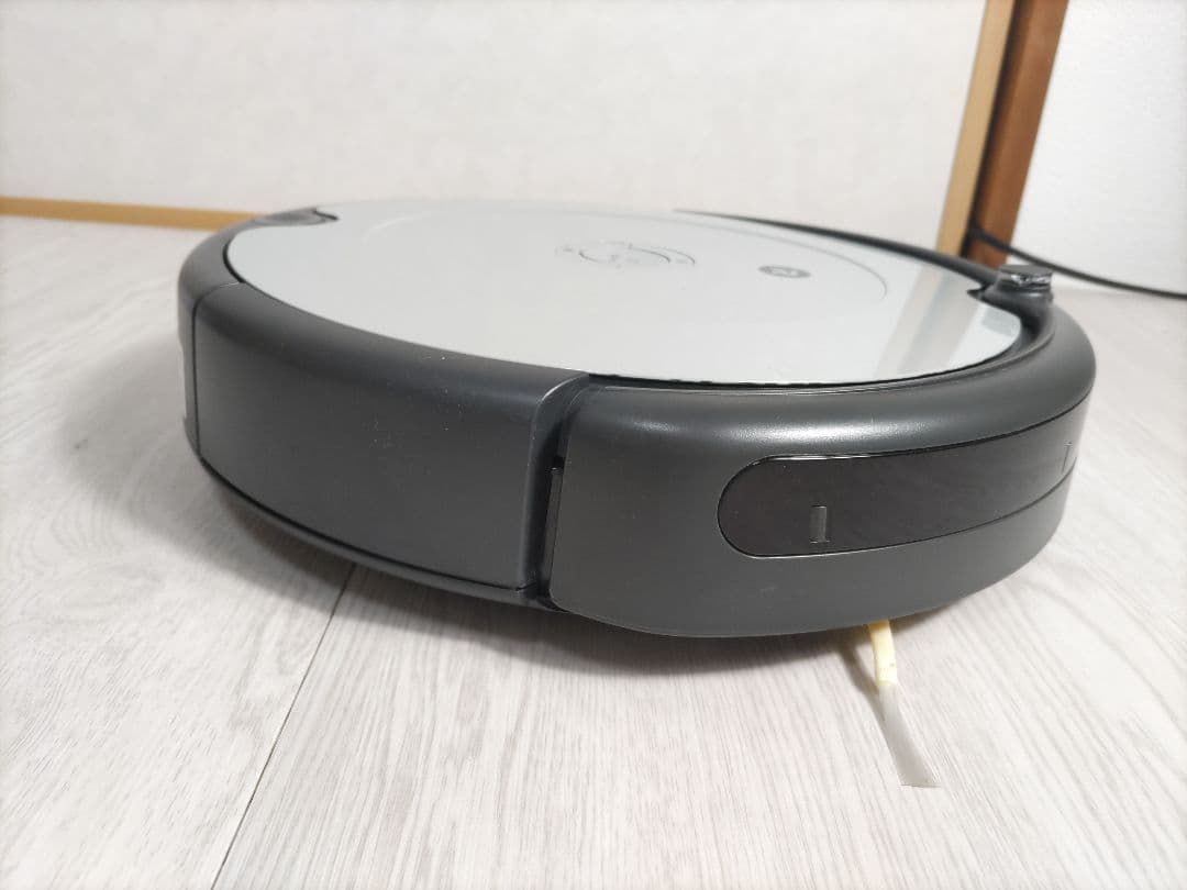 ルンバR692060ロボット掃除機本体 シルバー 充電ドック付き