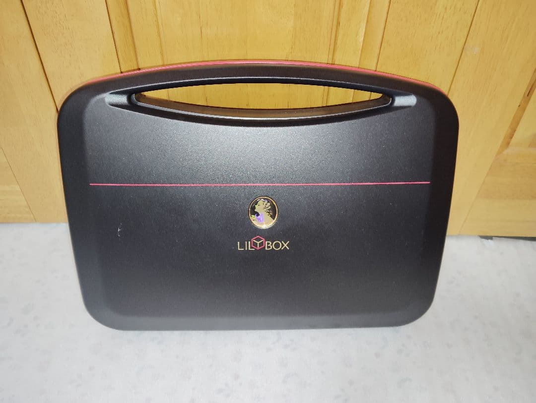 サミット 超音波＆EMS美容器　リリーボックスLILYBOX■357,000円