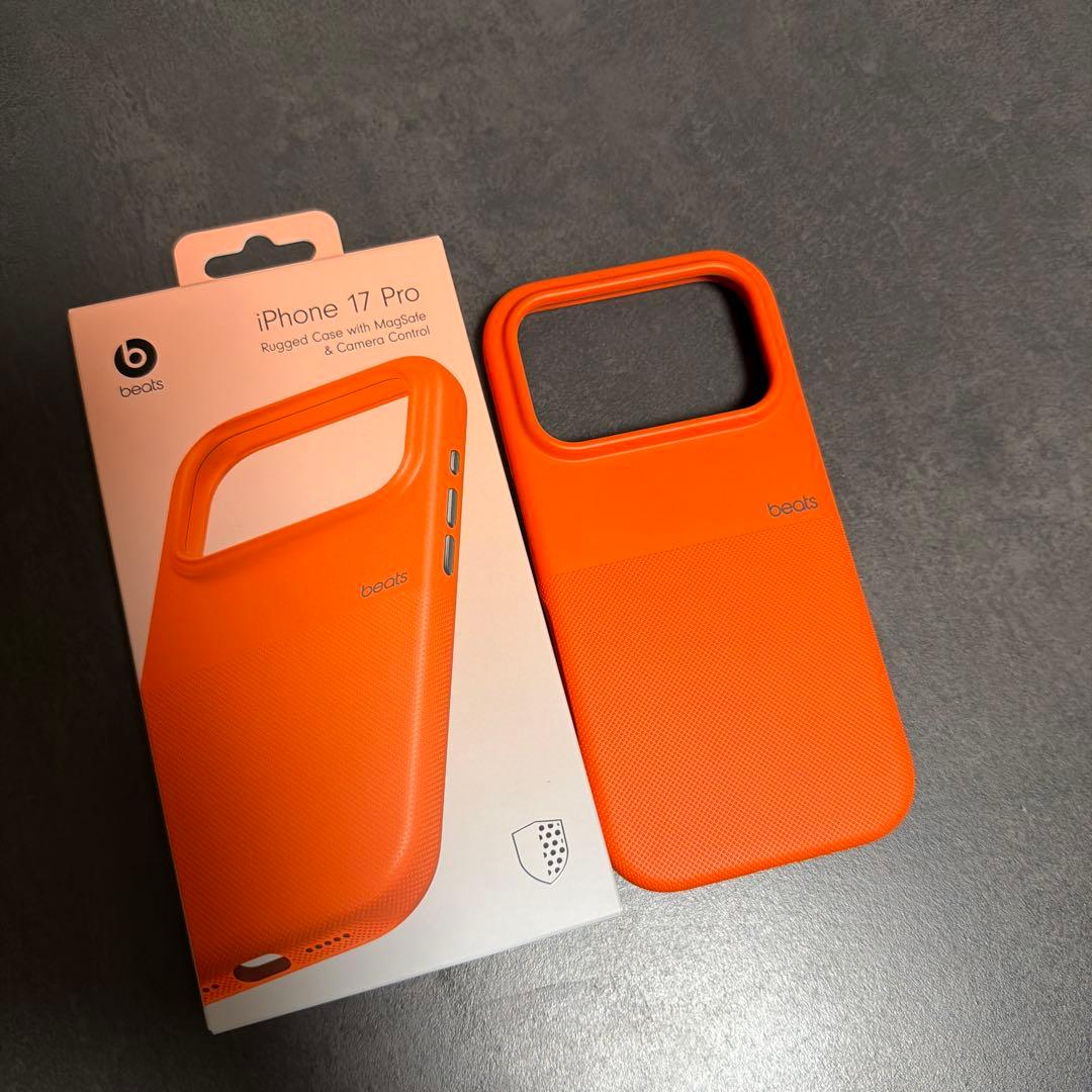 なかじん　Beats iPhone 17 Pro ケース オレンジ