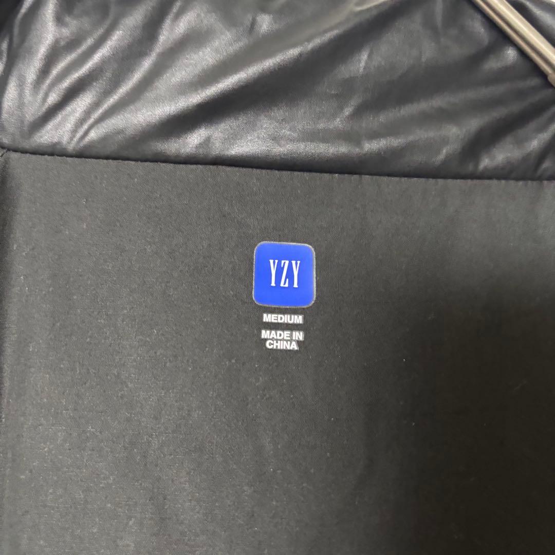 未使用級✨YEEZY GAP ダウンジャケット　ラウンドジャケット　ブラック　M