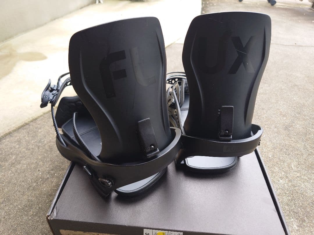 FLUX CV（23-24） ブラック