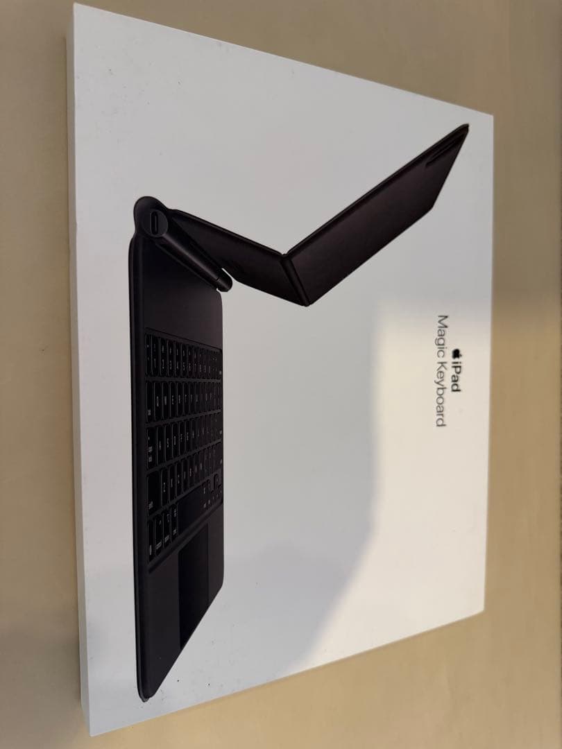 極美品　11インチ　iPad Magic Keyboard　MXQT2J/A