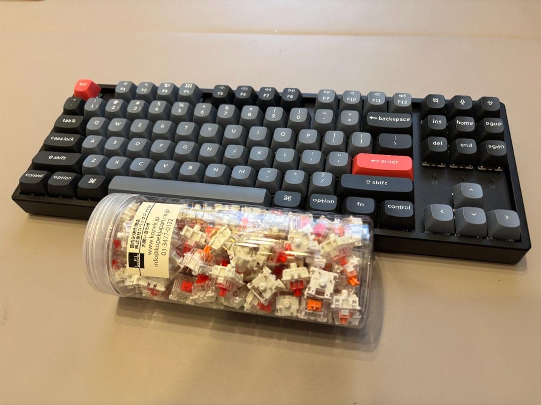 Keychron K8 Pro US配列 Silent 赤軸(G6)セット