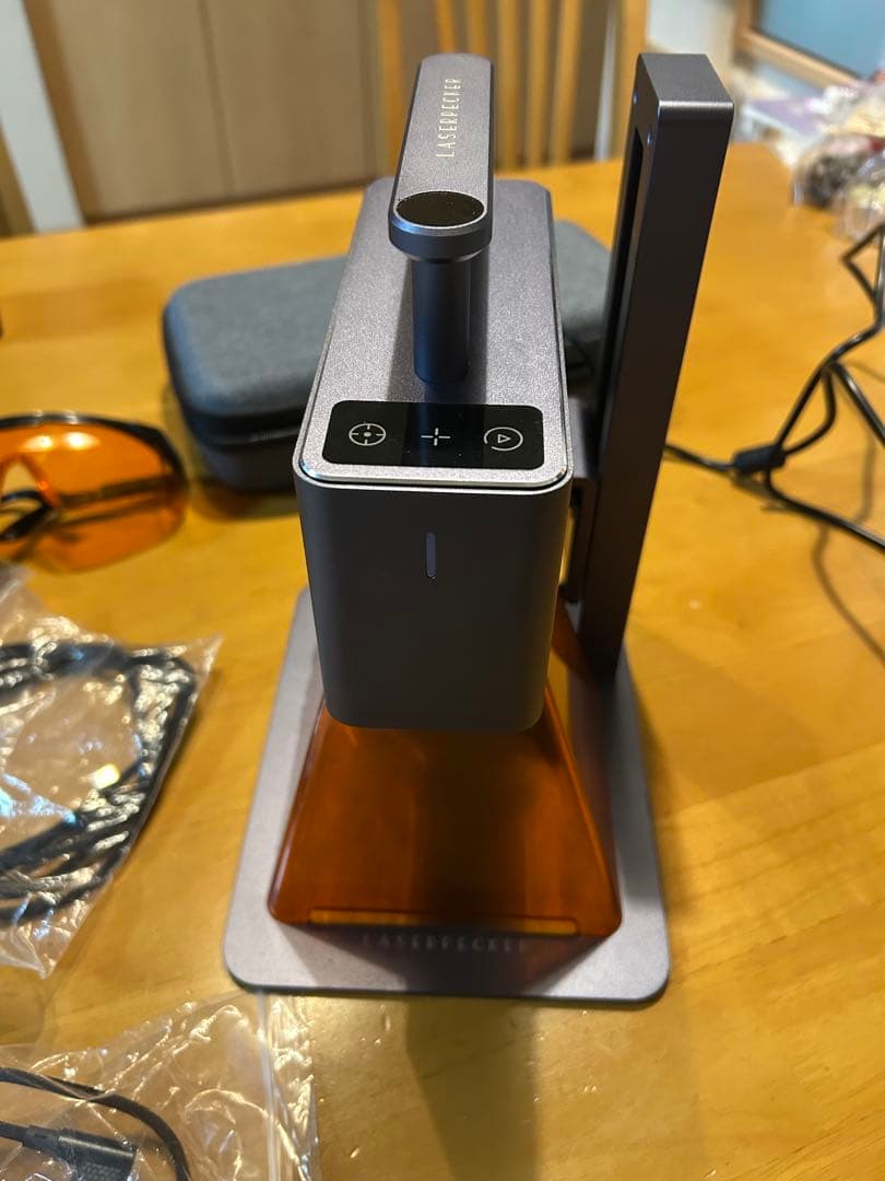 レーザーペッカー2彫刻機、多機能電動台座、パワーバンク付き