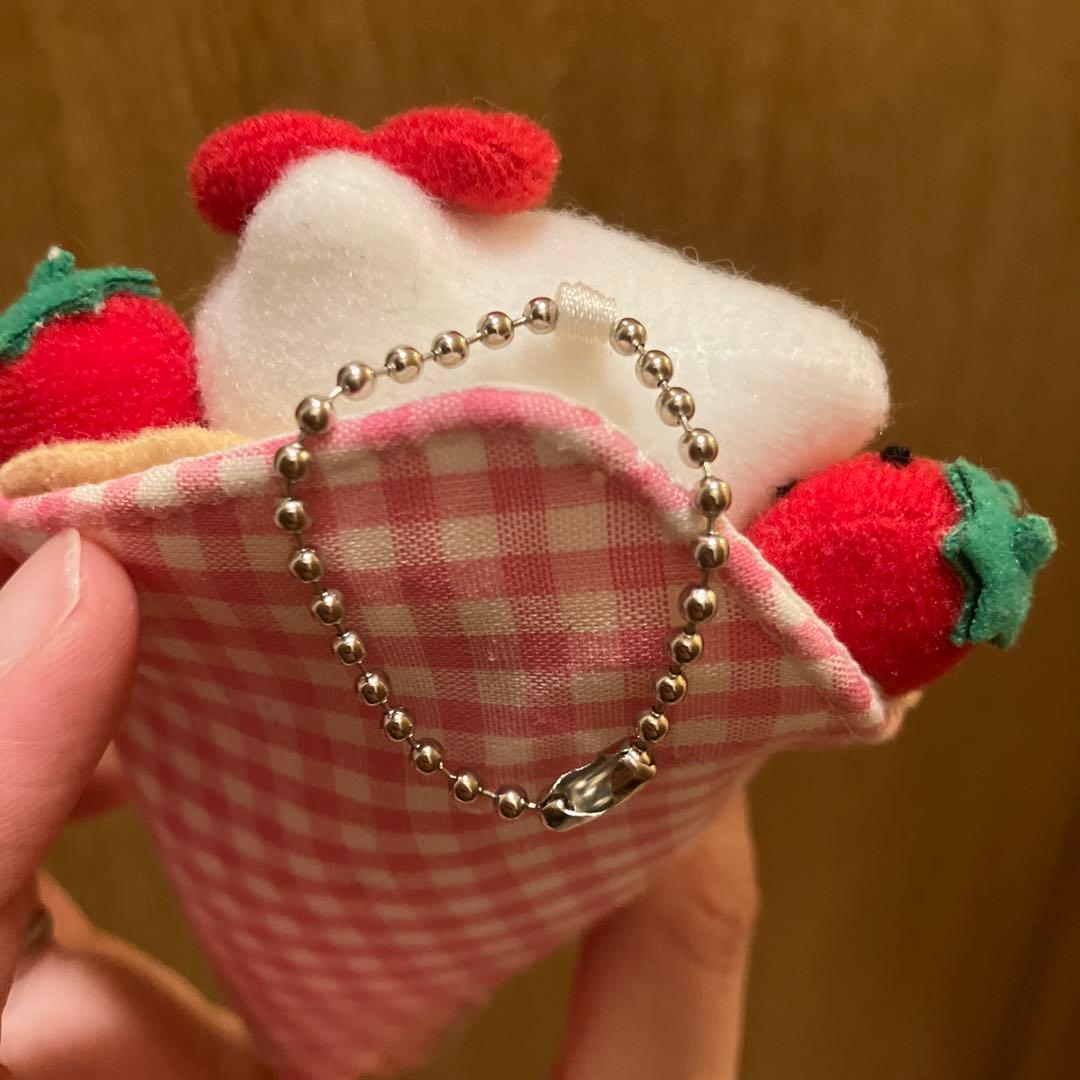 ご当地キティ　ハローキティ　原宿クレープぬいぐるみ　マスコット　キーホルダー