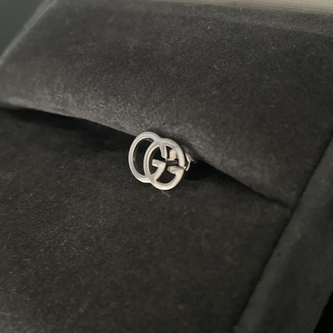 良品　GUCCI グッチGGロゴ シルバー ピアス 片耳用　男女兼用
