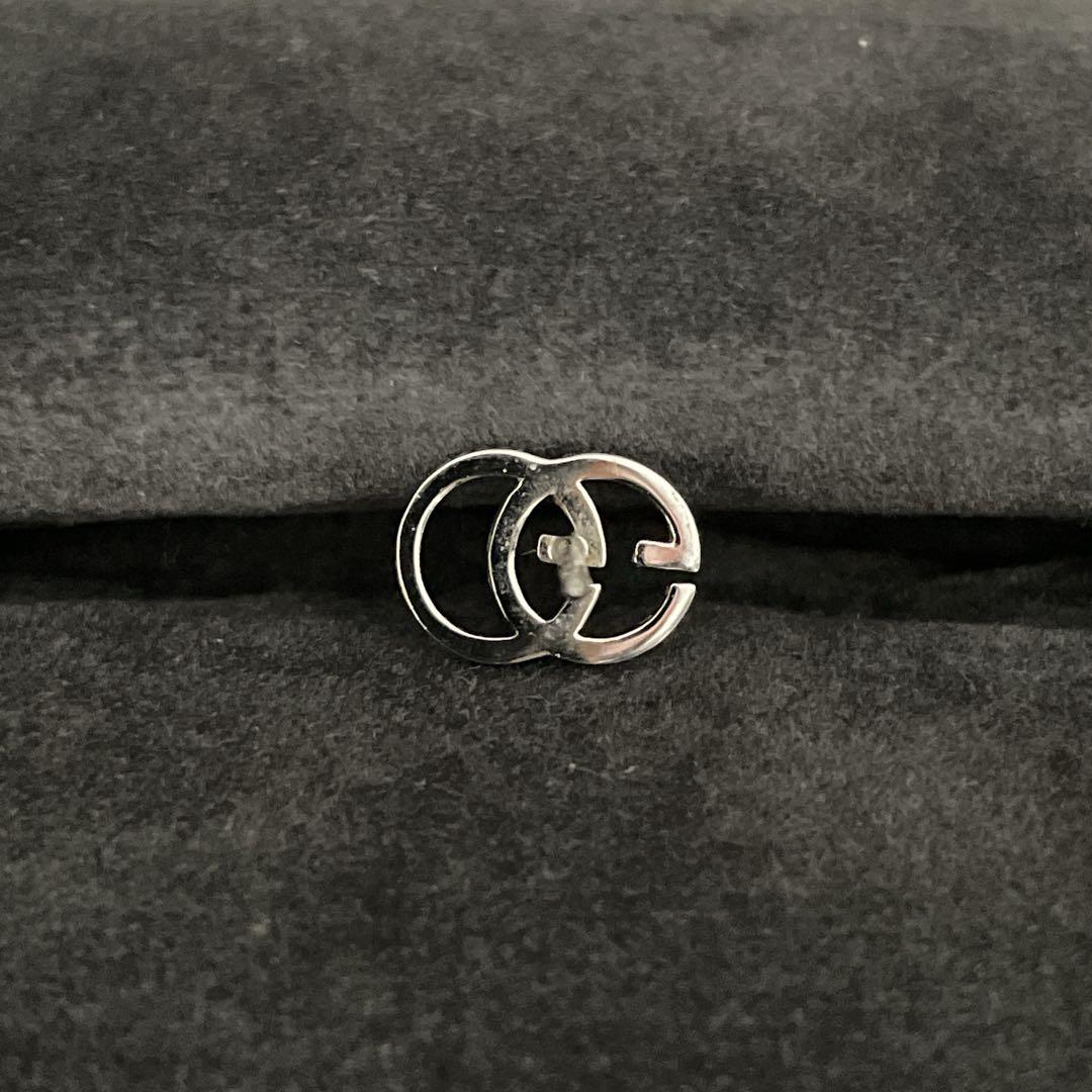良品　GUCCI グッチGGロゴ シルバー ピアス 片耳用　男女兼用