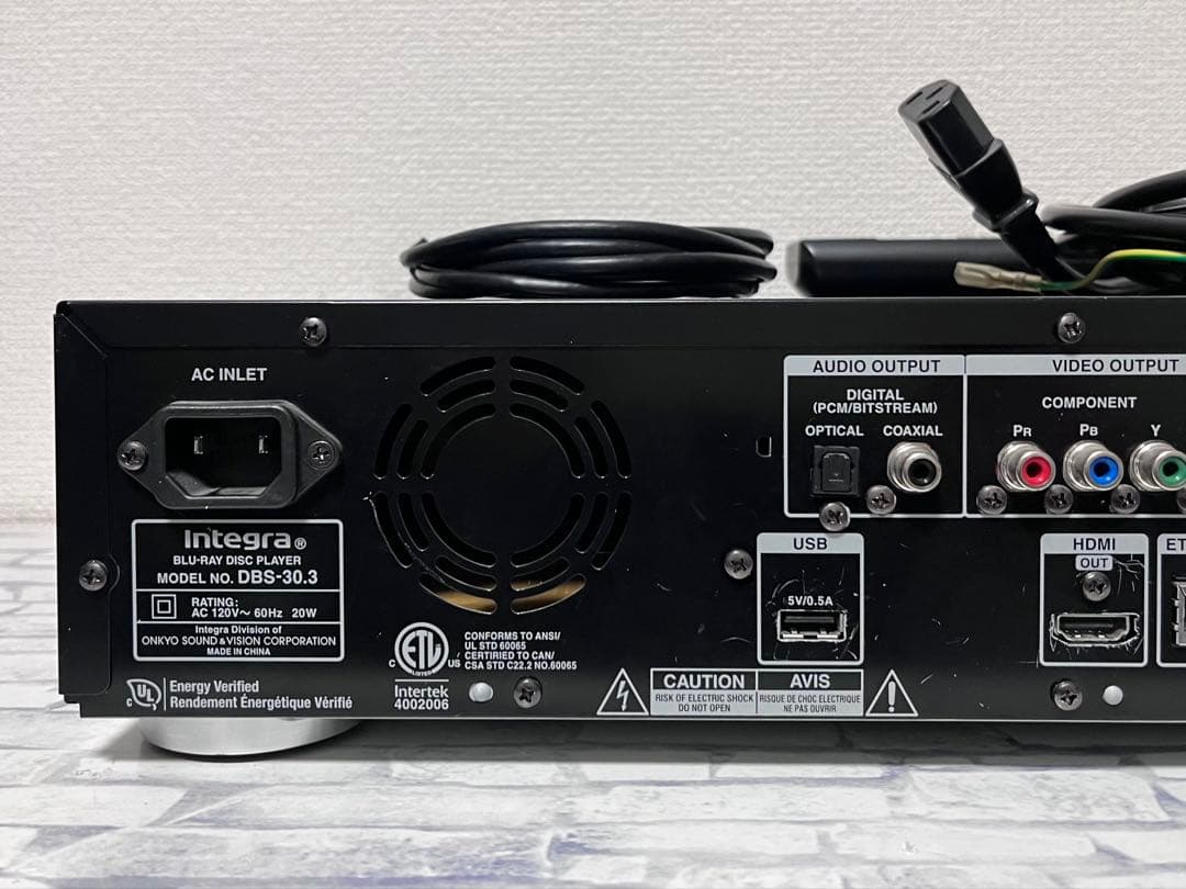 レア　オンキョー　Integra ブルーレイプレイヤー　DBS-30.3
