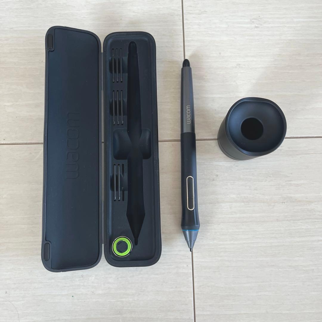 Wacom Cintiq 13hd 液晶ペンタブレット ※傷あり