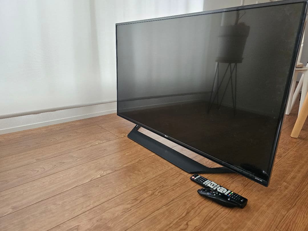 美品！LG 49型4K液晶テレビ 49UF7710 2015年製 4Kパネル