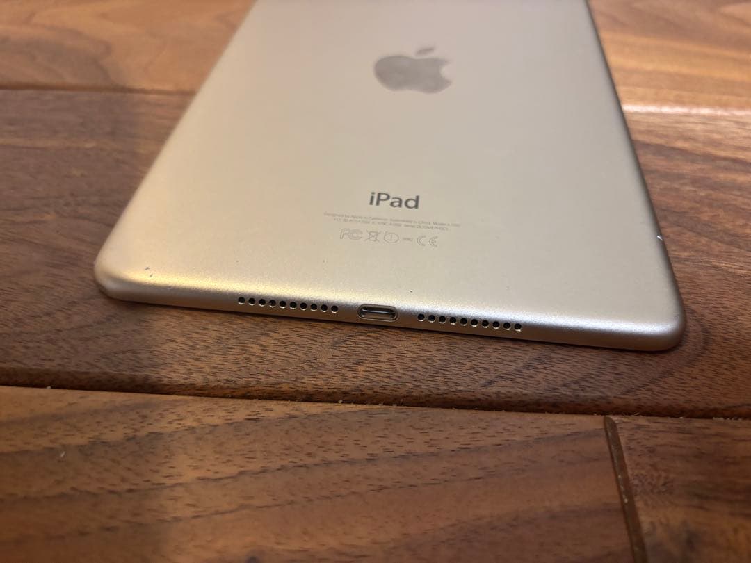 iPad mini 4 ゴールド 32GB SIMフリー
