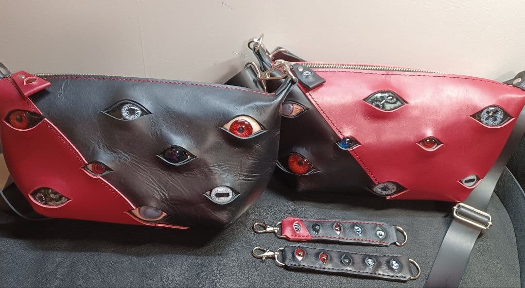 きょうMAMA　目玉付きたっぷりマチのショルダーポーチ&ストラップ