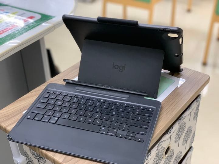 iPad Pro 10.5インチ　スマートキーボードApple Pencil付き