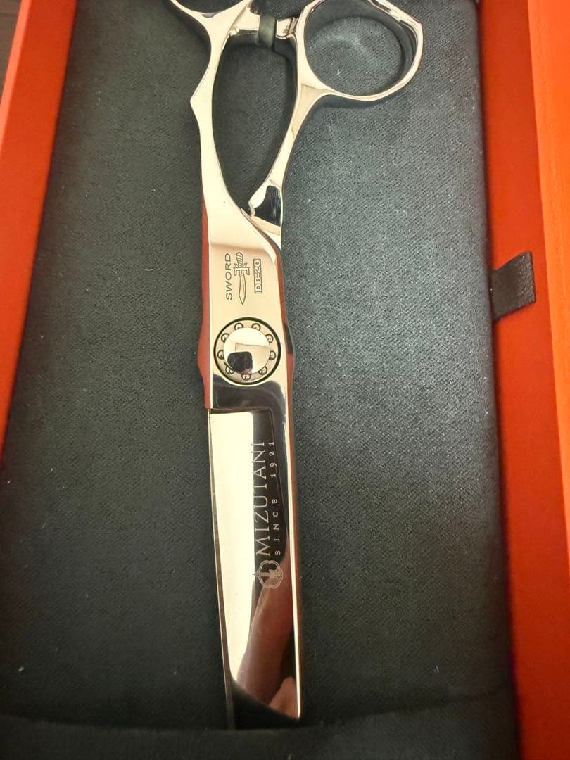 ミズタニシザーブラントswordソード理容師美容師