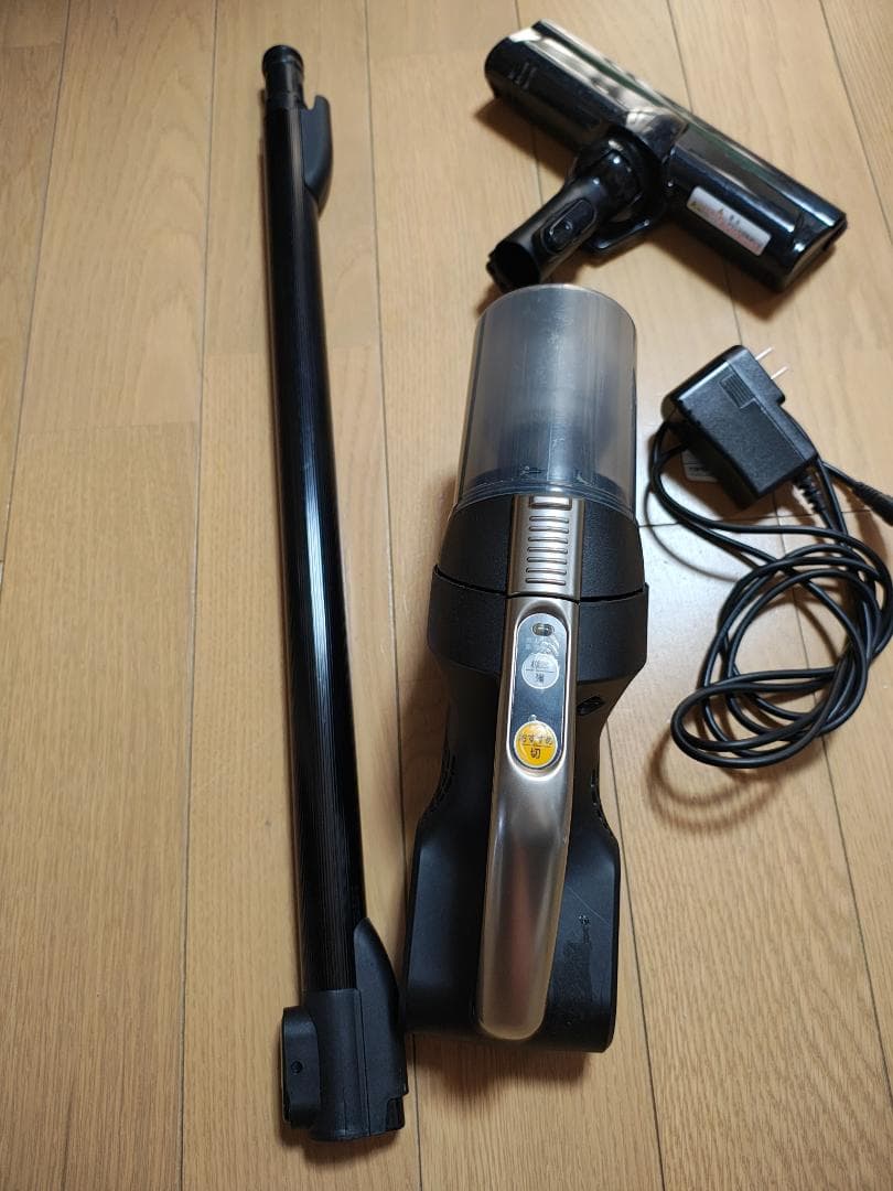 東芝★VC-CLS11★2023年製★バッテリーの新品と同等★