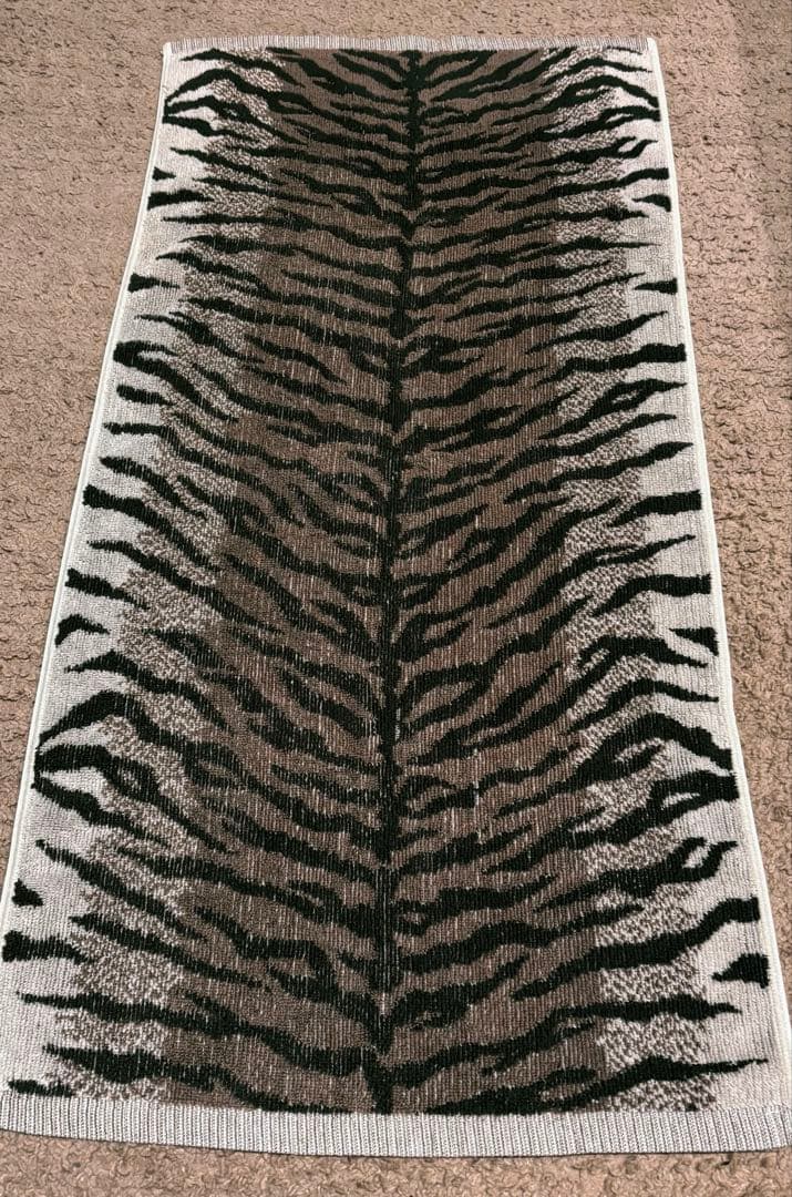 ナンバーナイン　タオル　宮下期オリジナル希少　タイガー　虎柄　野口強　ソロイスト