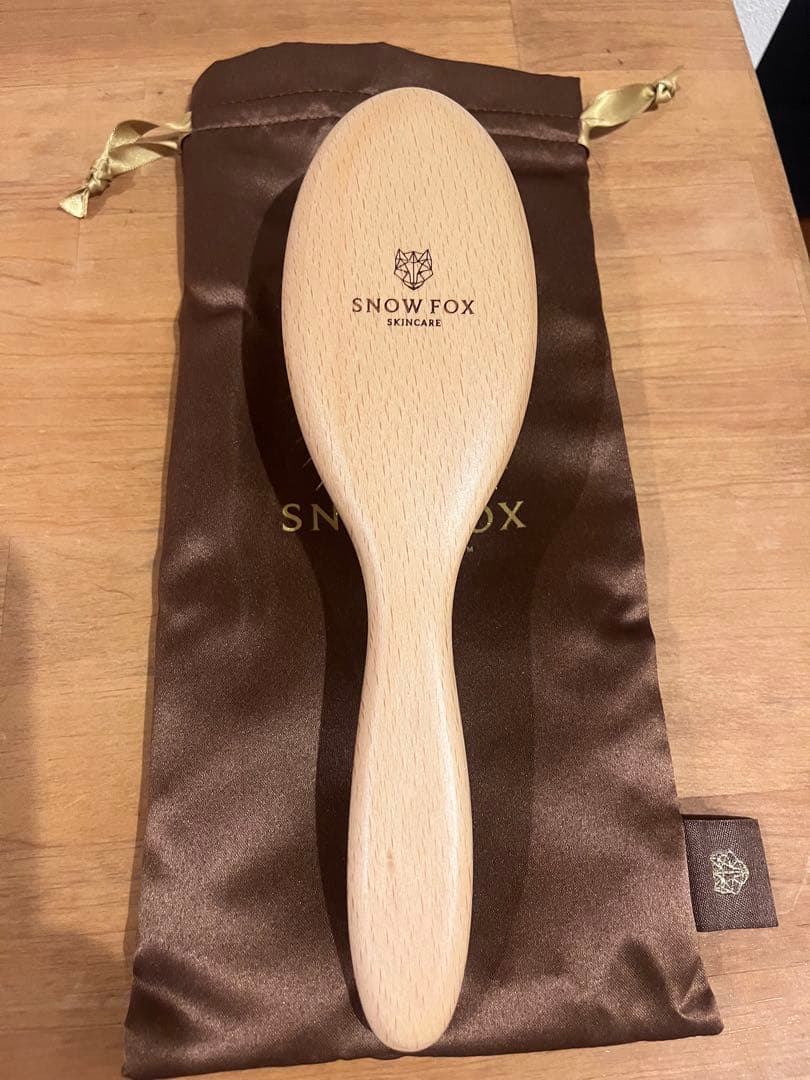  FOX 木製ヘアブラシ ポーチ付き