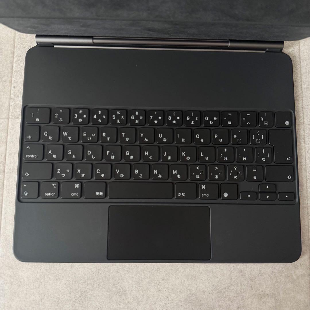アップル　iPad Magic Keyboard MXQU2J/A 　キーボード
