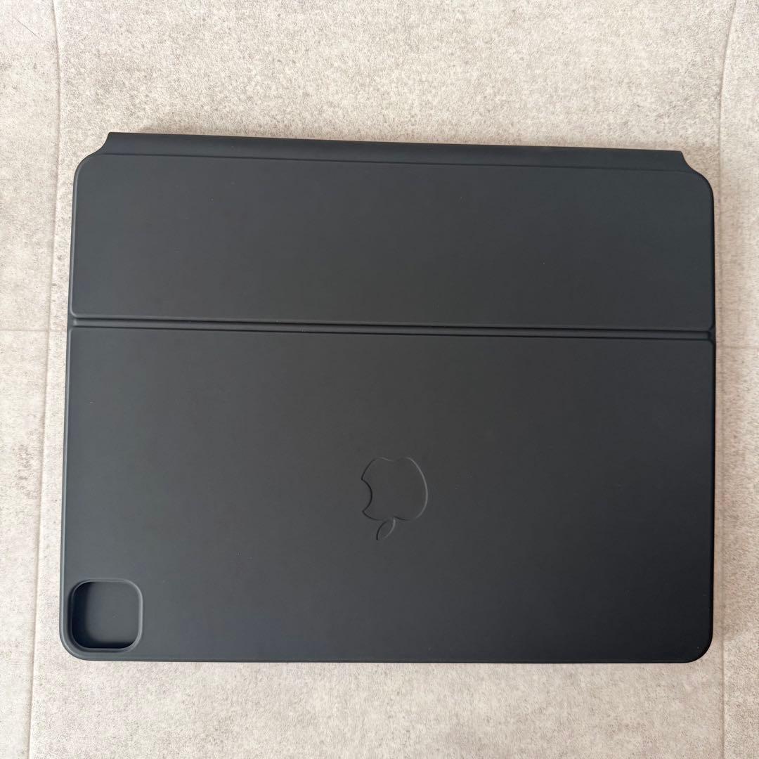 アップル　iPad Magic Keyboard MXQU2J/A 　キーボード