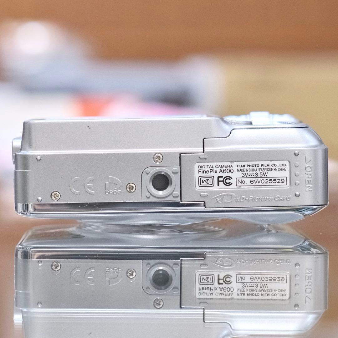 美品動作品 平成レトロ Y2K FUJIFILM FinePix A600