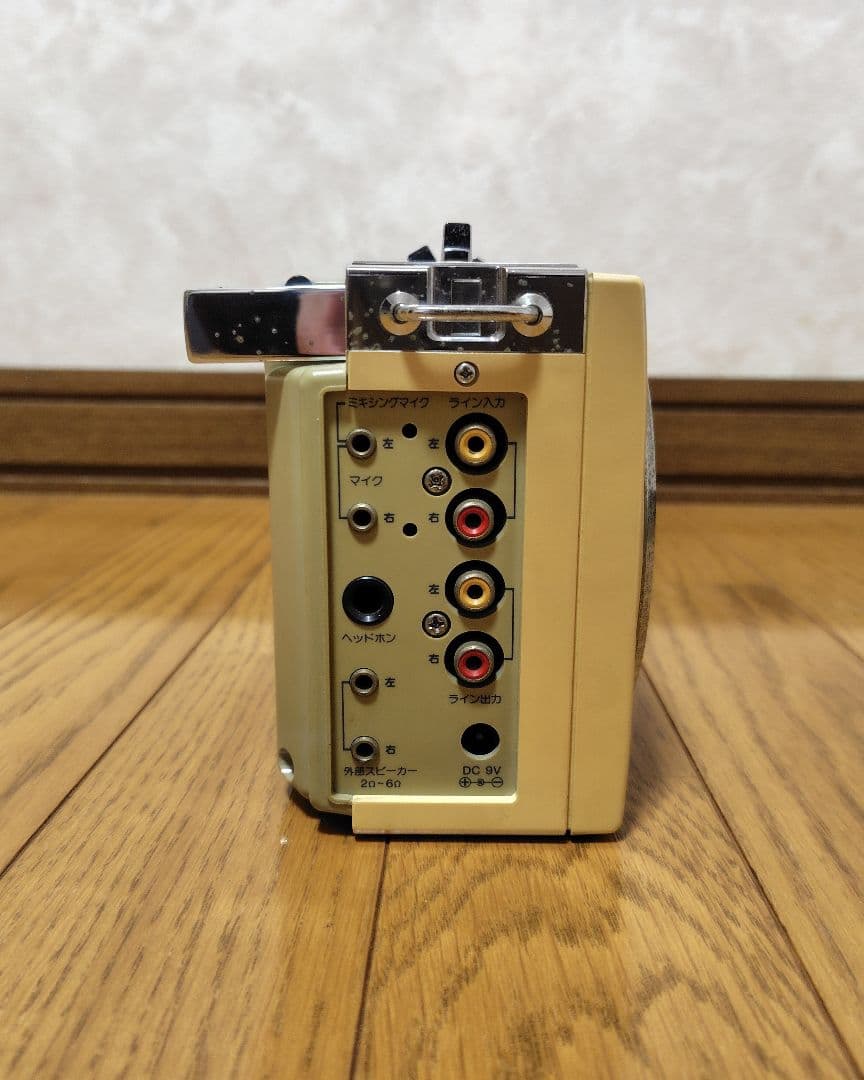 昭和レトロ SANYO ラジカセ MR-U4SX 社外アダプター付き