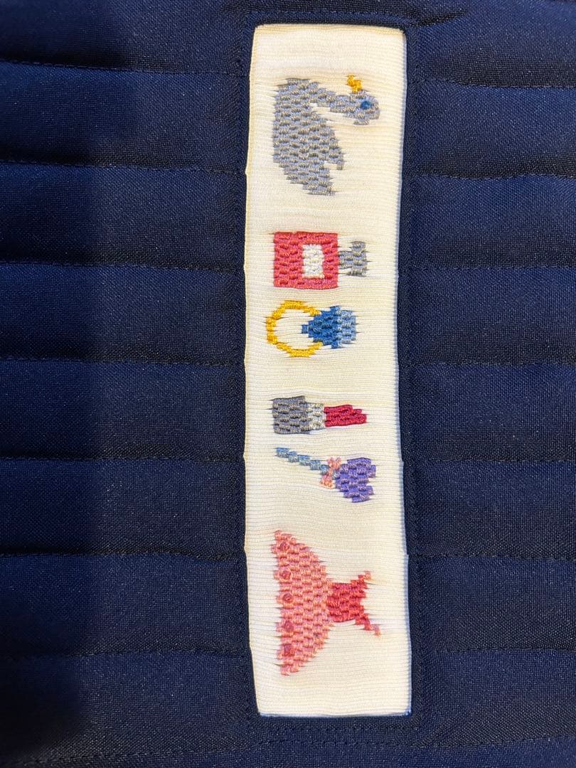 mojocamar♡モジョカマー　ネイビー キルティングバッグSwan