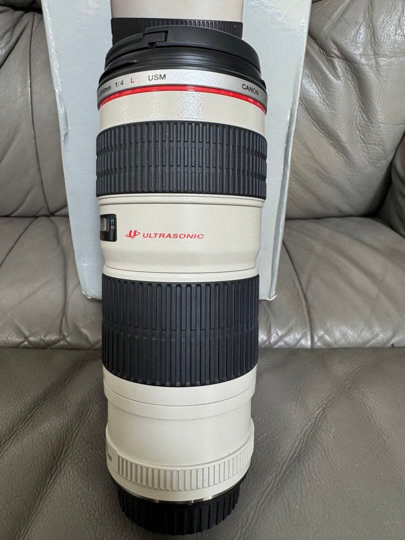 Canon EF 70-200mm f/4L IS USM ズームレンズ