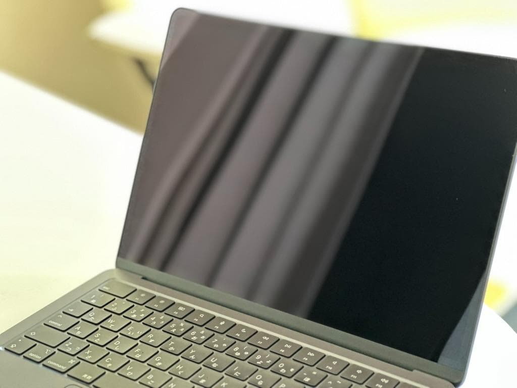 MacBook本体 Macbook Air M2 8GB 256GB