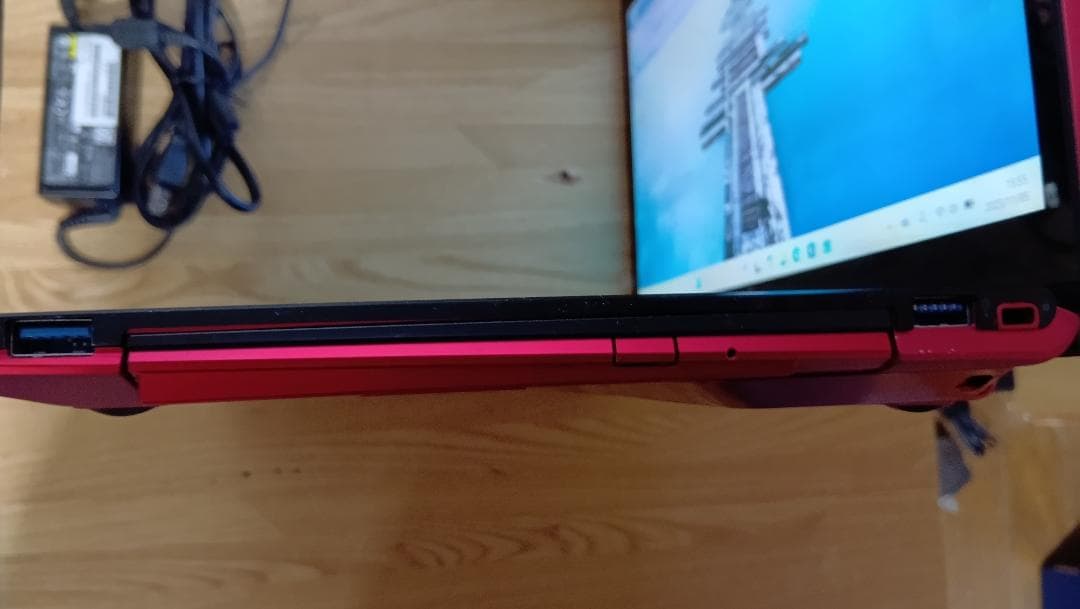 Fujitsu LifeBook SH90/P 4世代i5