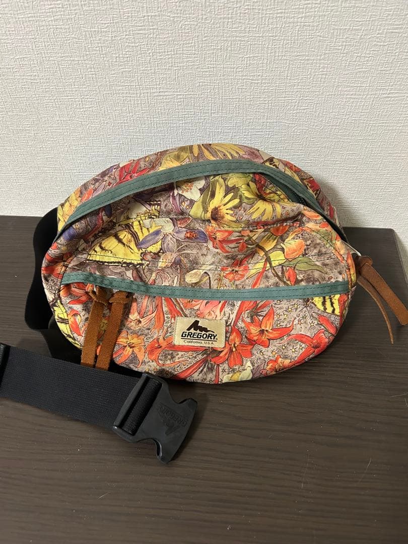 【GREGORY】 JACK UNRUHコラボ ボディバッグ Sサイズ