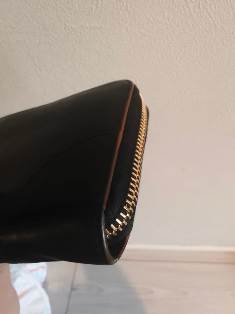 MIU MIU prada ブラック 長財布