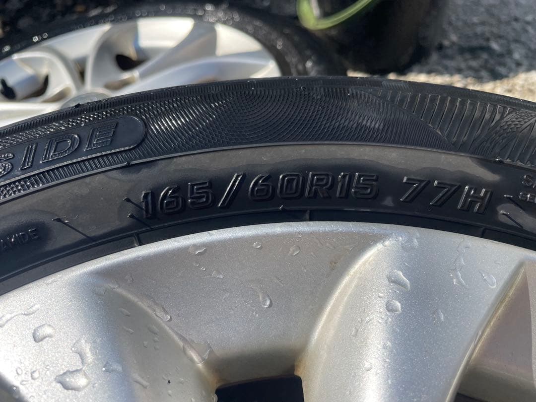 値下げ中‼️SUZUKI純正アルミ165/60R15 タイヤ付き