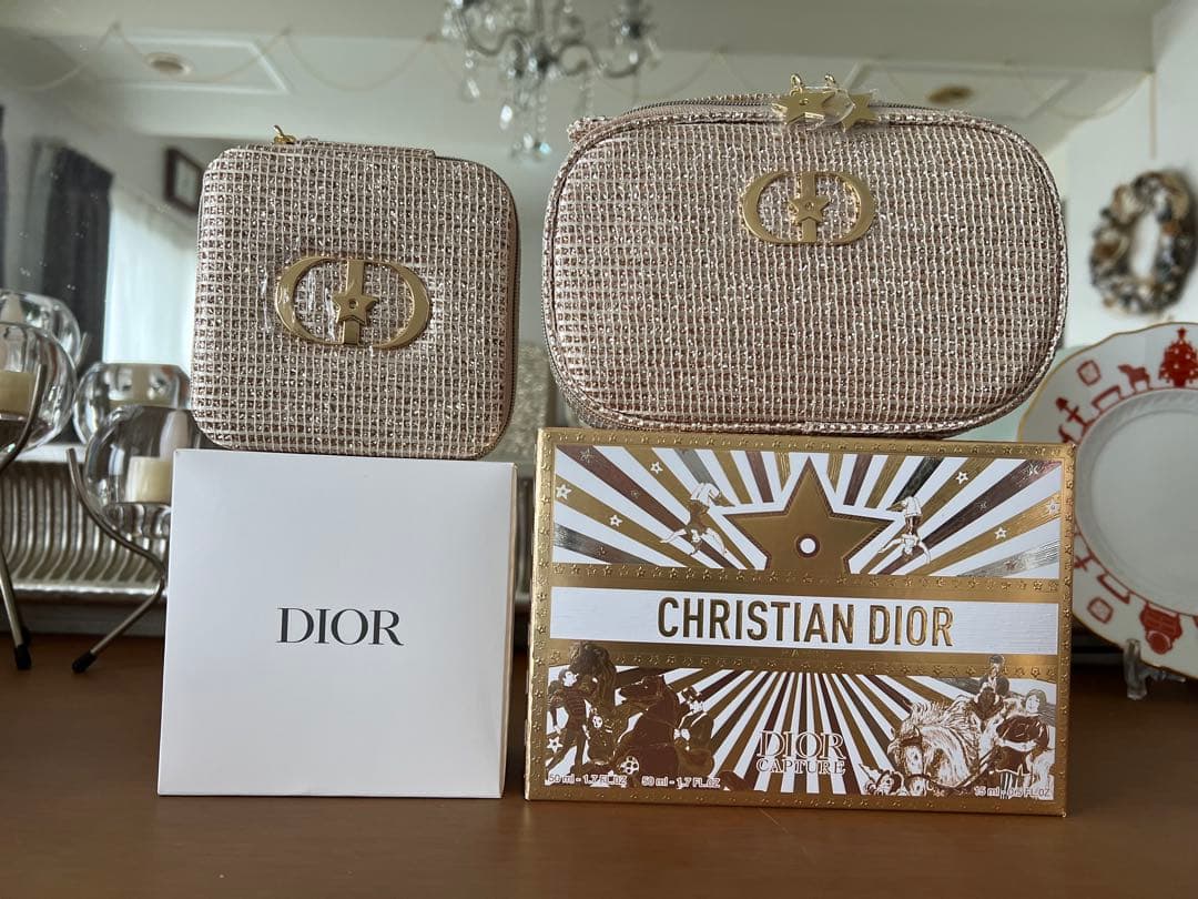 りってぃ　DIORクリスマスコフレ　ポーチ、ジュエリーケース　2025年