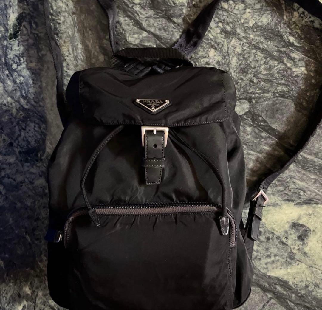 PRADA リュック・バックパック 黒