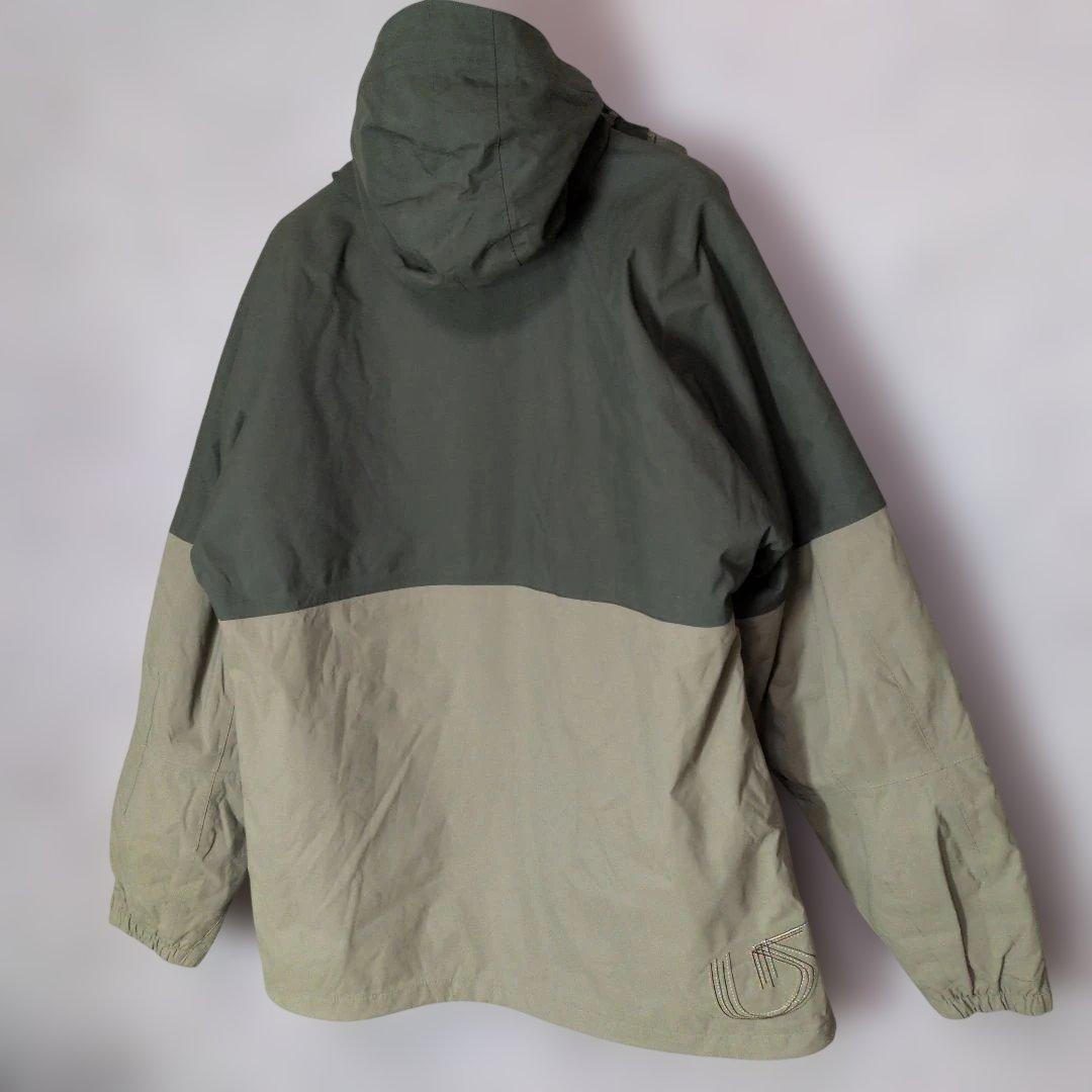 美品 BURTON バートン スノーボードジャケット L カーキ 2トーン