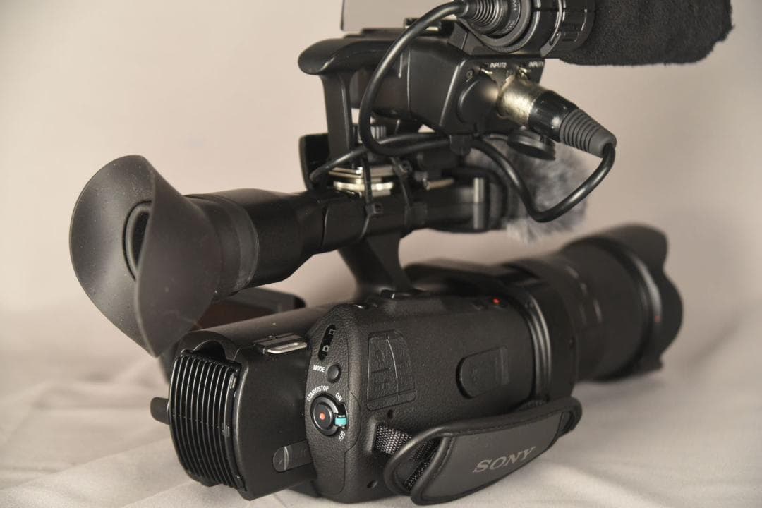 SONY NEX-VG900 フルサイズ・ XLR・レンズ・純正バッテリー付