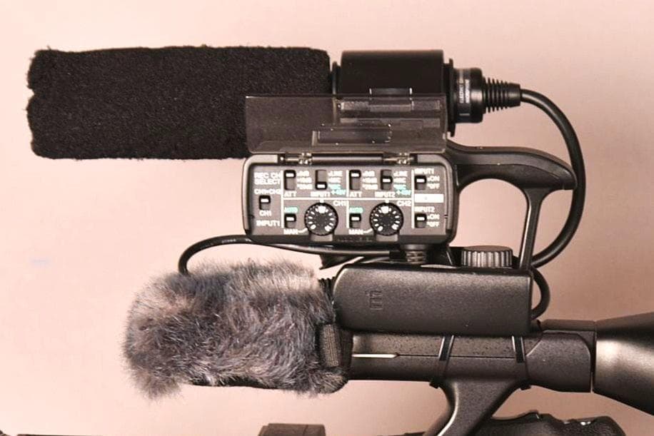 SONY NEX-VG900 フルサイズ・ XLR・レンズ・純正バッテリー付