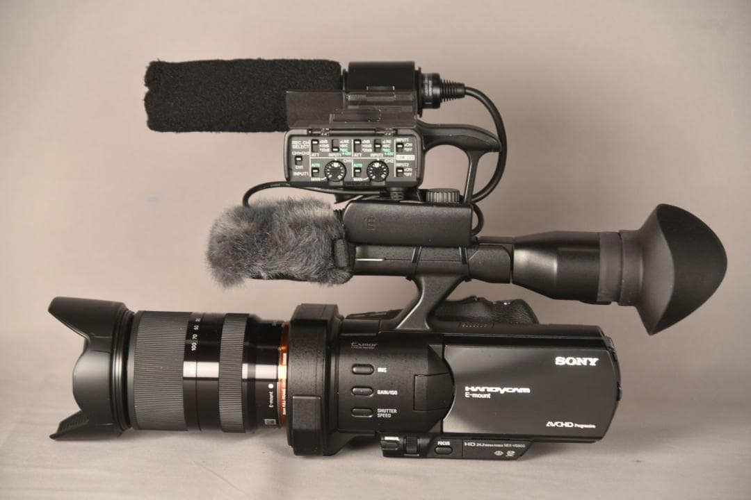 SONY NEX-VG900 フルサイズ・ XLR・レンズ・純正バッテリー付