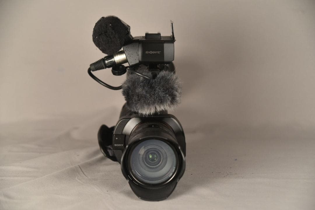 SONY NEX-VG900 フルサイズ・ XLR・レンズ・純正バッテリー付