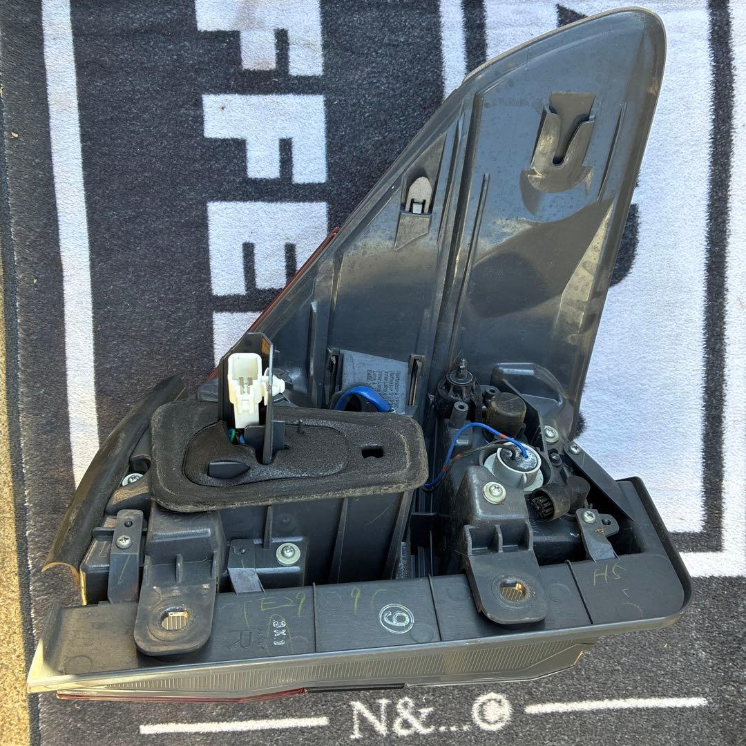 ヴェルファイア　20系　テールランプ 左右セット 赤/クリア