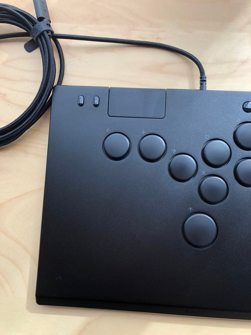 Razer KITSUNE PS5 PC レバーレスコントローラー