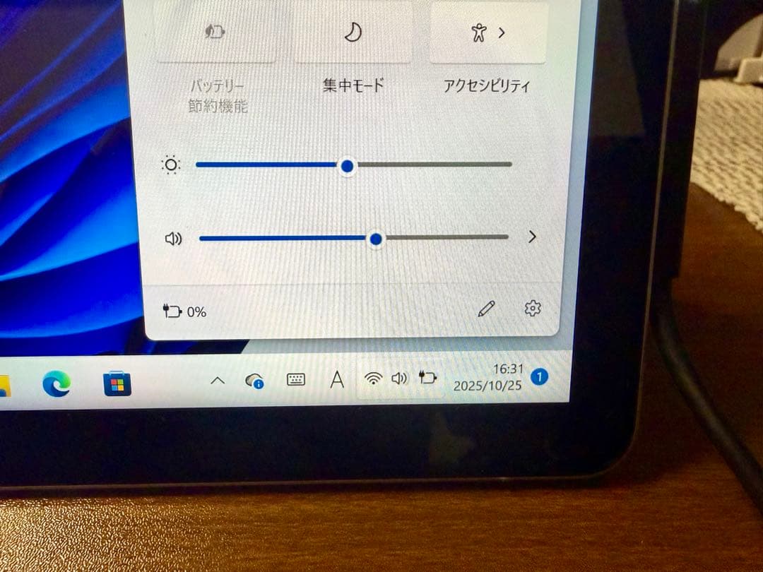 【ジャンク品】Microsoft Surface Go 3 4GB 64GB
