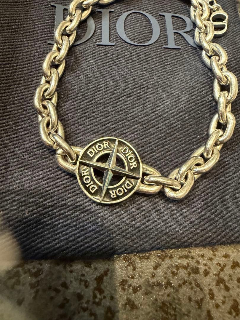 Dior×ストーンアイランド　コラボ　ブレスレット
